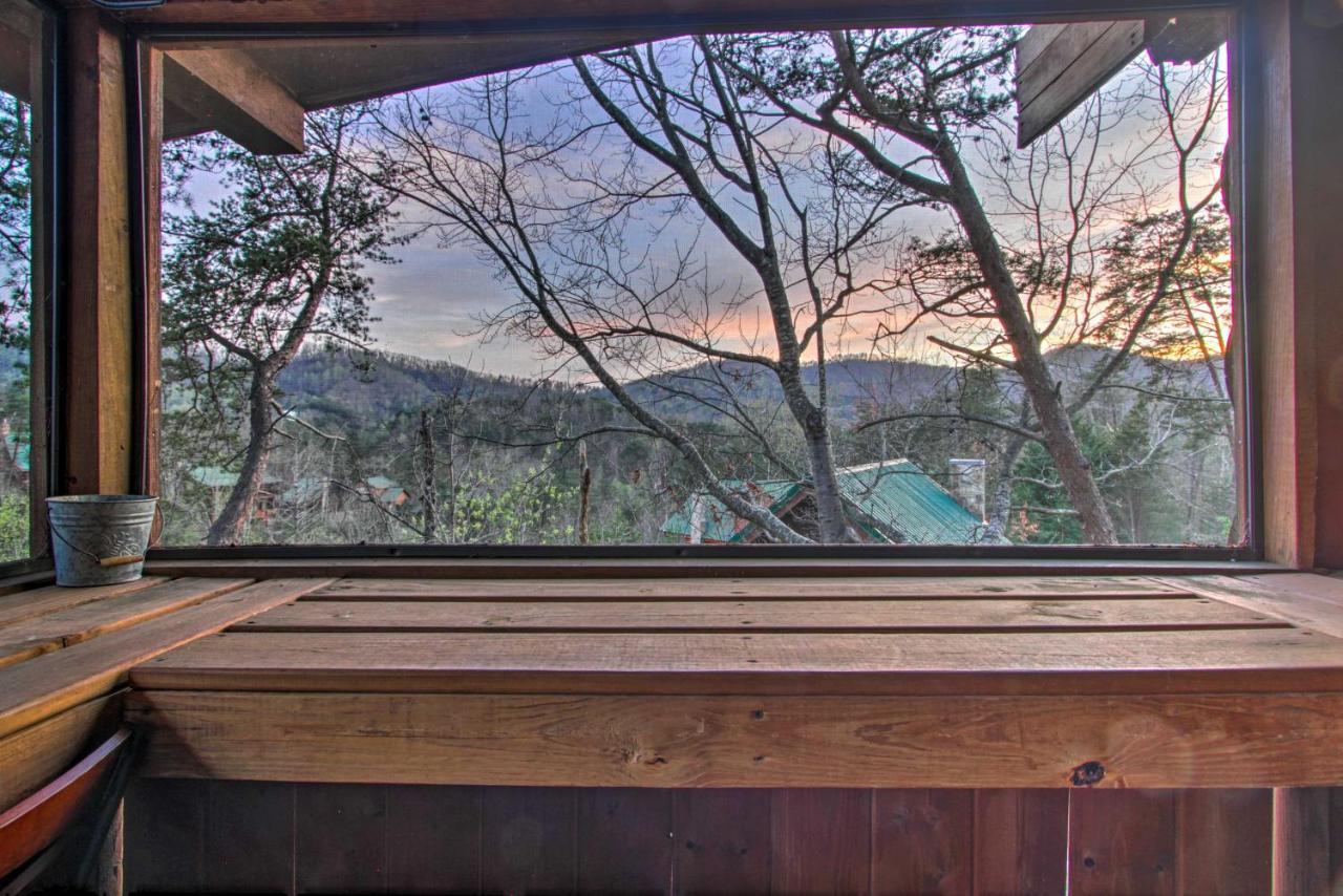 Pigeon Forge Cabin With Hot Tub And Mountain Views! المظهر الخارجي الصورة